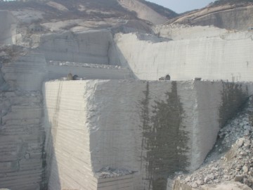 山東文登白麻礦山