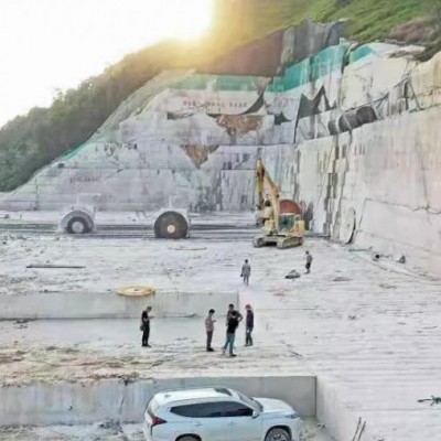 湖南永州藍山石材礦山