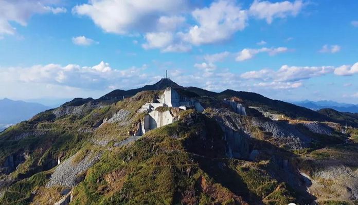 圖賞封礦后的福建最大石材礦山——長泰吳田山！