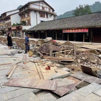 貴州青石條板地鋪工地施工